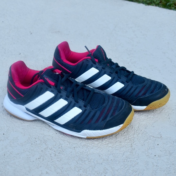 adidas adipower stabil 10.1
